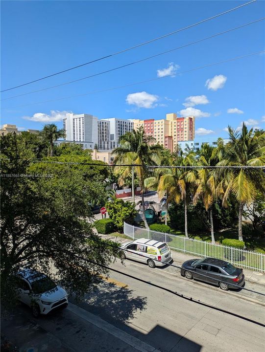 Под контрактом: $292,900 (1 спален, 2 ванн, 0 Квадратных фут)