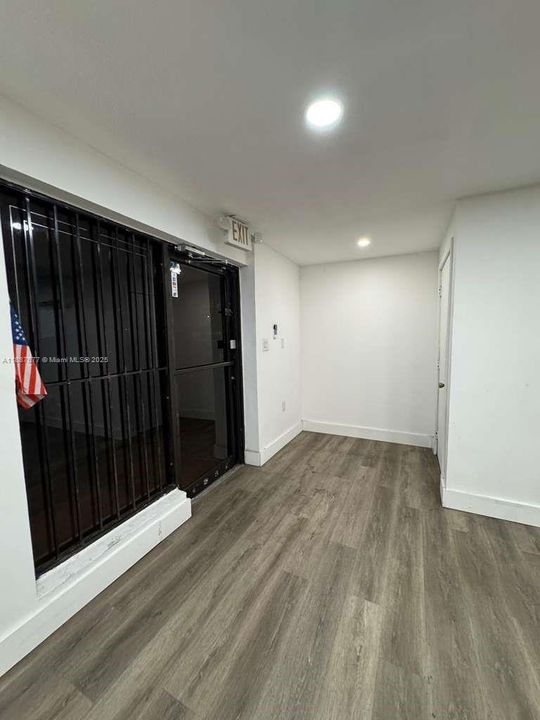 出租: $18 (0 贝兹, 0 浴室, 0 平方英尺)