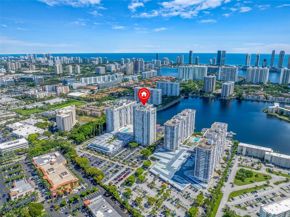 待售: $199,000 (2 贝兹, 2 浴室, 1073 平方英尺)