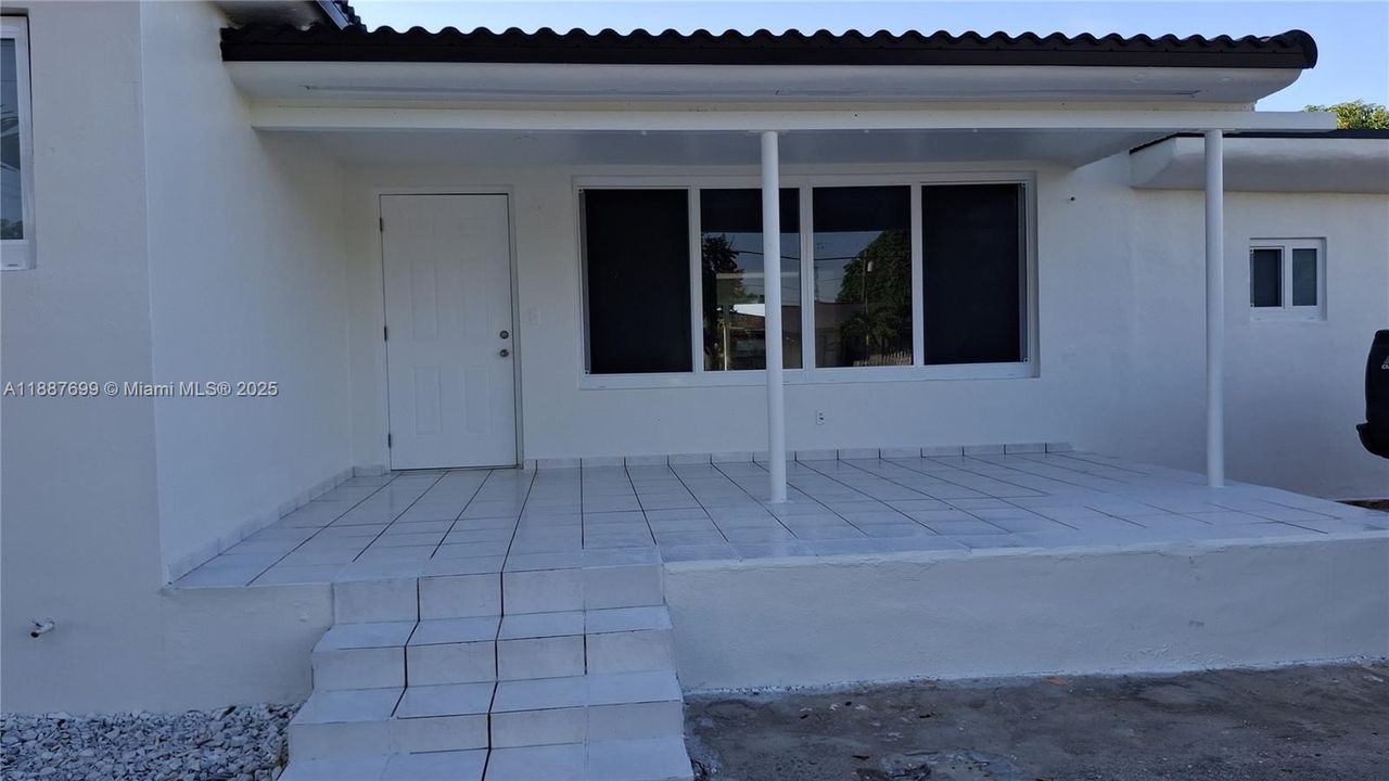 Недавно арендовано: $3,500 (3 спален, 3 ванн, 2152 Квадратных фут)