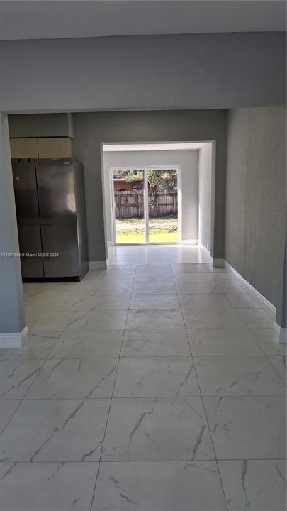 Недавно арендовано: $3,500 (3 спален, 3 ванн, 2152 Квадратных фут)