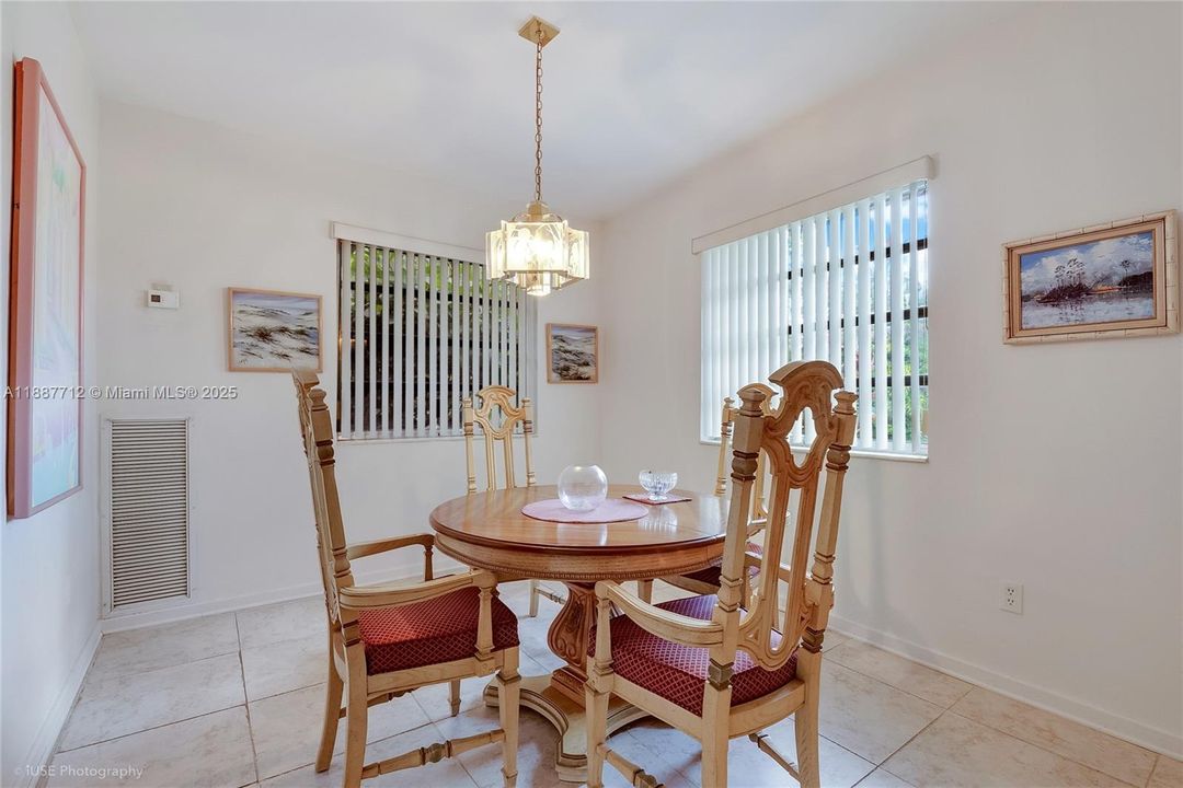 Active With Contract: $1,749,000 (3 beds, 2 baths, 1890 Square Feet)