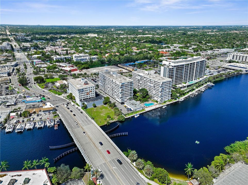 For Sale: $249,000 (1 beds, 1 baths, 1138 Square Feet)