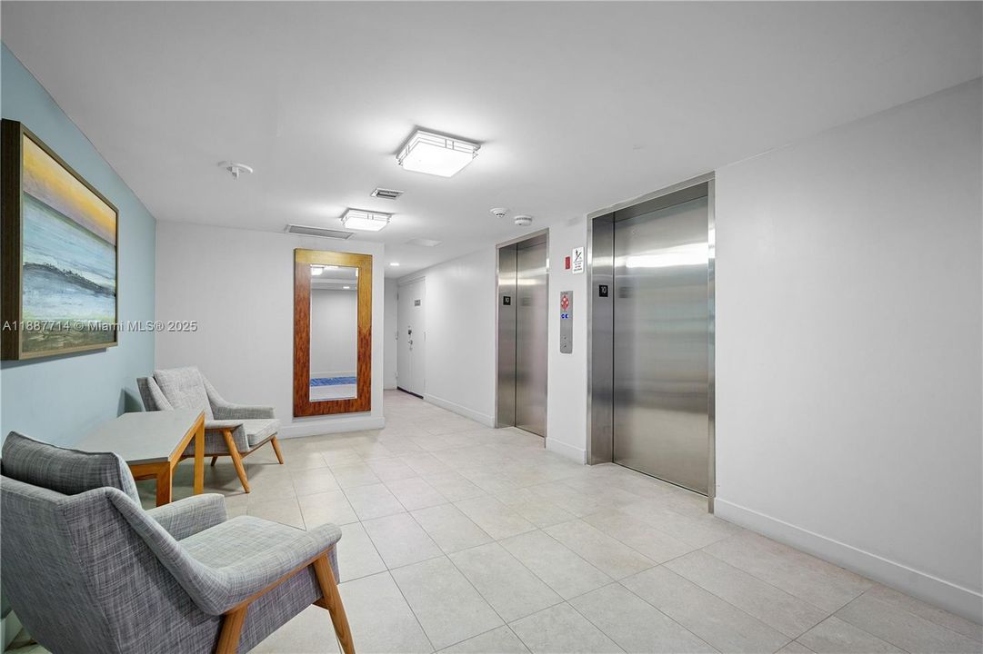 For Sale: $249,000 (1 beds, 1 baths, 1138 Square Feet)