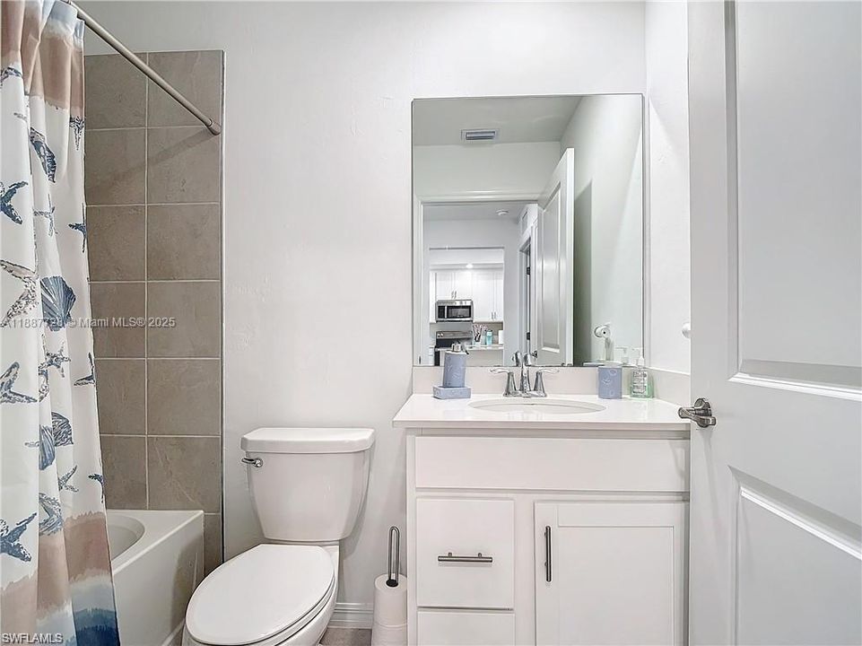 For Sale: $315,000 (2 beds, 2 baths, 1355 Square Feet)