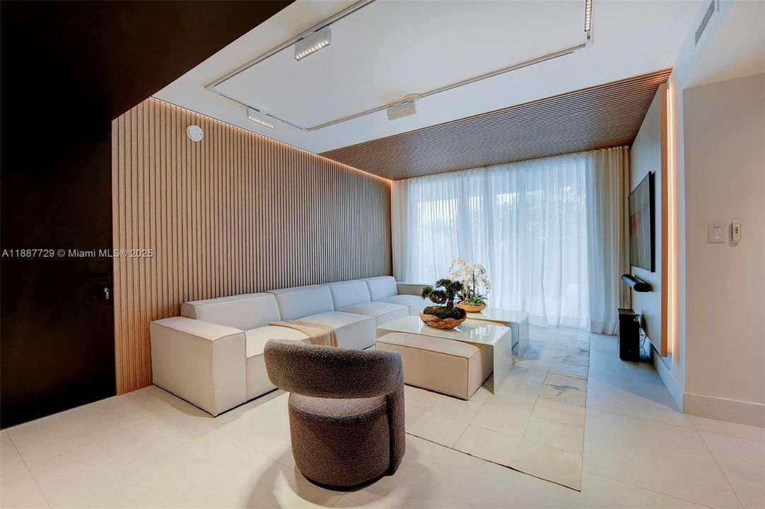 Recently Rented: $5,000 (1 beds, 2 baths, 959 Square Feet)