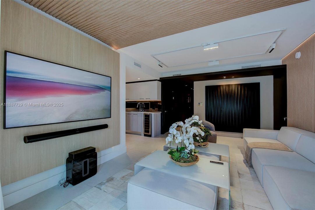 Recently Rented: $5,000 (1 beds, 2 baths, 959 Square Feet)