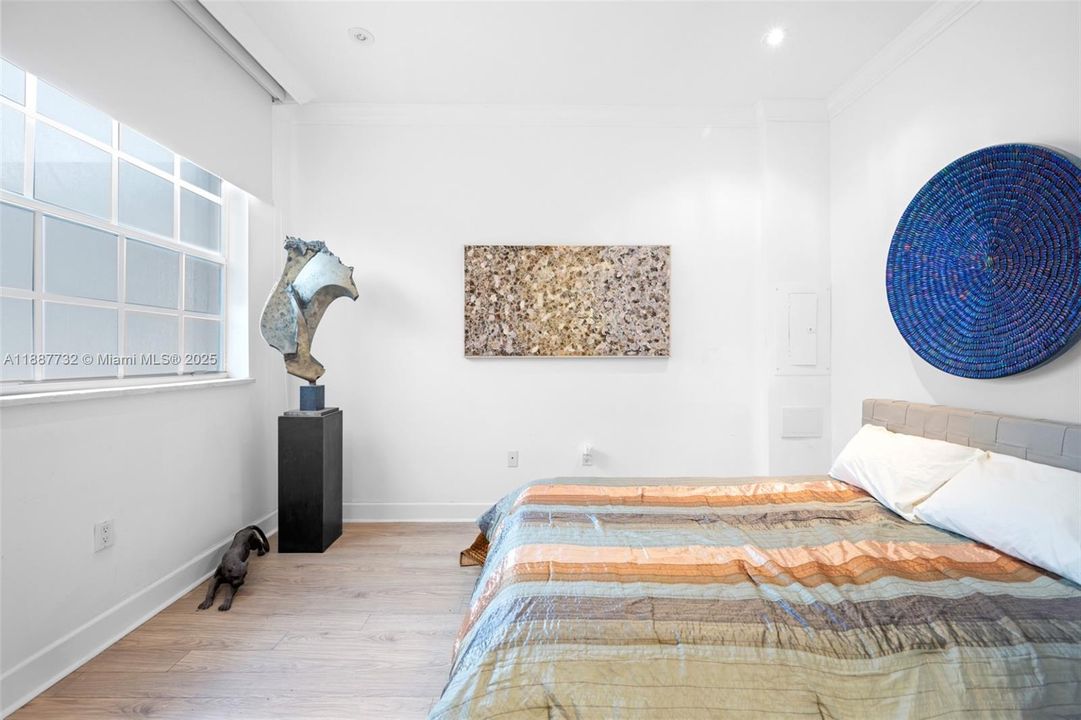 For Sale: $3,200,000 (5 beds, 5 baths, 4102 Square Feet)