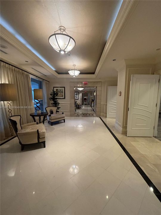 Vendido Recientemente: $5,000,000 (3 camas, 4 baños, 3084 Pies cuadrados)