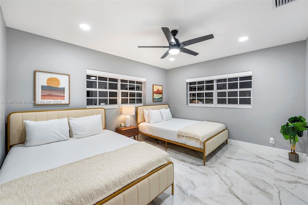 For Rent: $16,500 (4 beds, 3 baths, 3158 Square Feet)