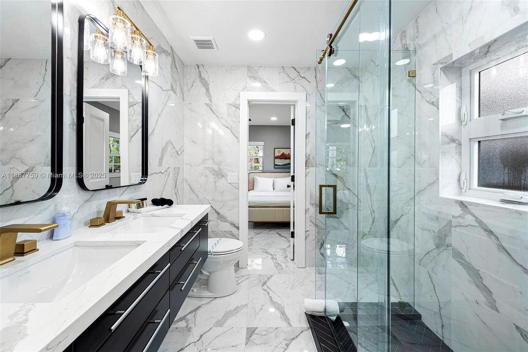 For Rent: $16,500 (4 beds, 3 baths, 3158 Square Feet)