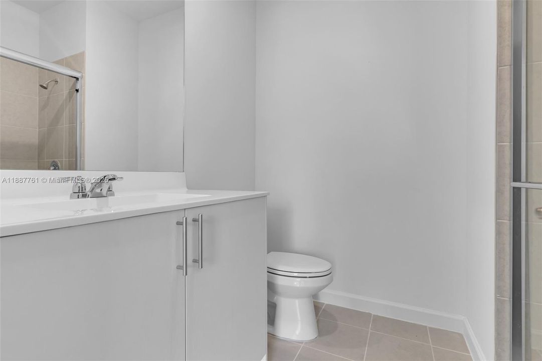 出租: $5,500 (5 贝兹, 4 浴室, 0 平方英尺)