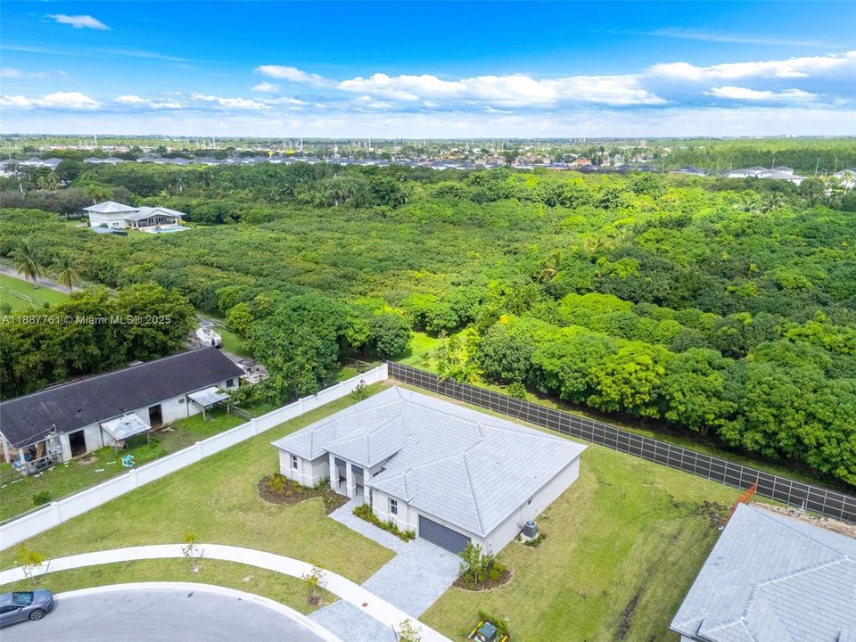 出租: $5,500 (5 贝兹, 4 浴室, 0 平方英尺)