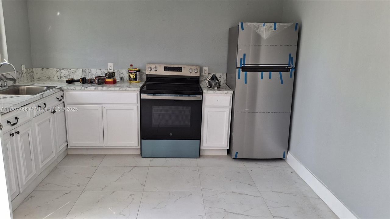 最近租的: $2,000 (2 贝兹, 1 浴室, 2152 平方英尺)