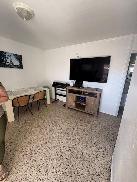 Activo con contrato: $650,000 (0 camas, 0 baños, 2135 Pies cuadrados)