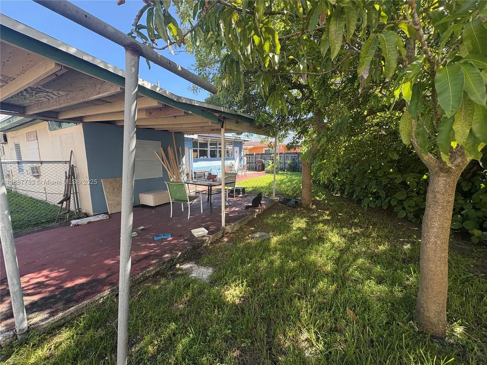 Activo con contrato: $650,000 (0 camas, 0 baños, 2135 Pies cuadrados)