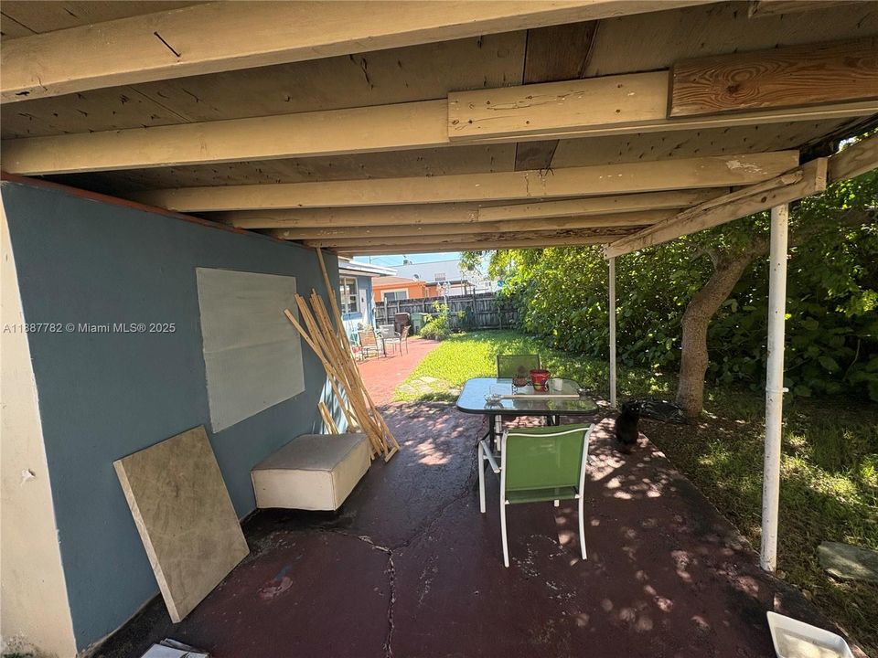 Activo con contrato: $650,000 (0 camas, 0 baños, 2135 Pies cuadrados)