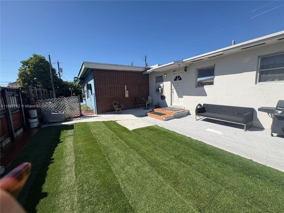 Activo con contrato: $650,000 (0 camas, 0 baños, 2135 Pies cuadrados)