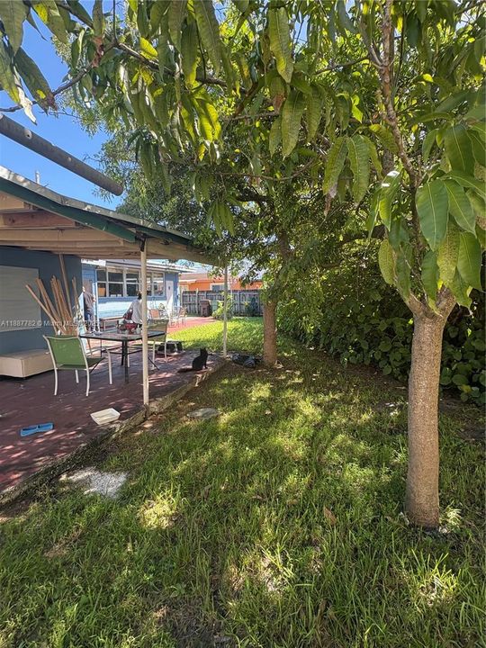 Activo con contrato: $650,000 (0 camas, 0 baños, 2135 Pies cuadrados)