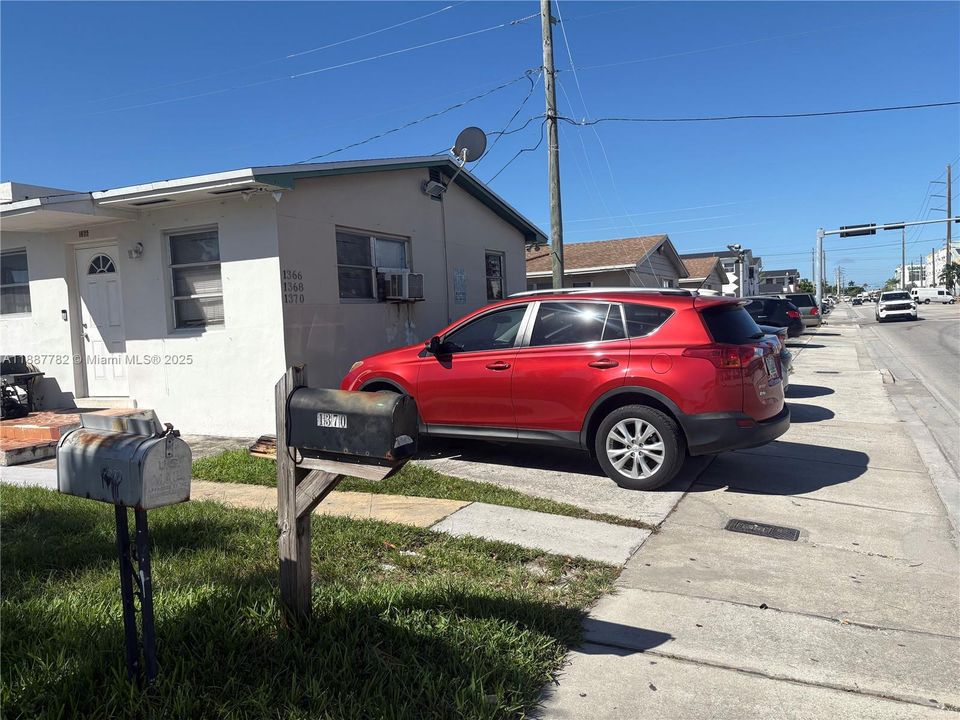 Activo con contrato: $650,000 (0 camas, 0 baños, 2135 Pies cuadrados)