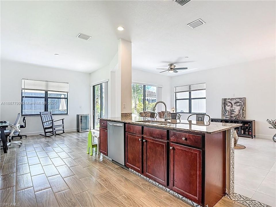 For Sale: $329,000 (3 beds, 2 baths, 1924 Square Feet)