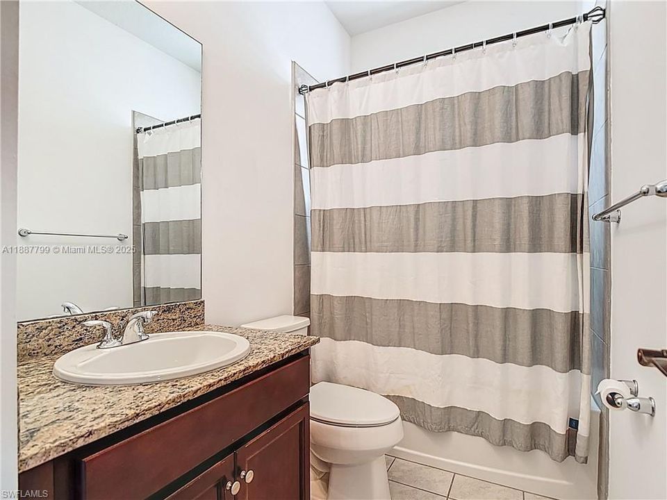 For Sale: $329,000 (3 beds, 2 baths, 1924 Square Feet)