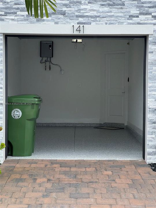 En Renta: $4,000 (4 camas, 2 baños, 2260 Pies cuadrados)