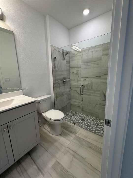 En Renta: $4,000 (4 camas, 2 baños, 2260 Pies cuadrados)