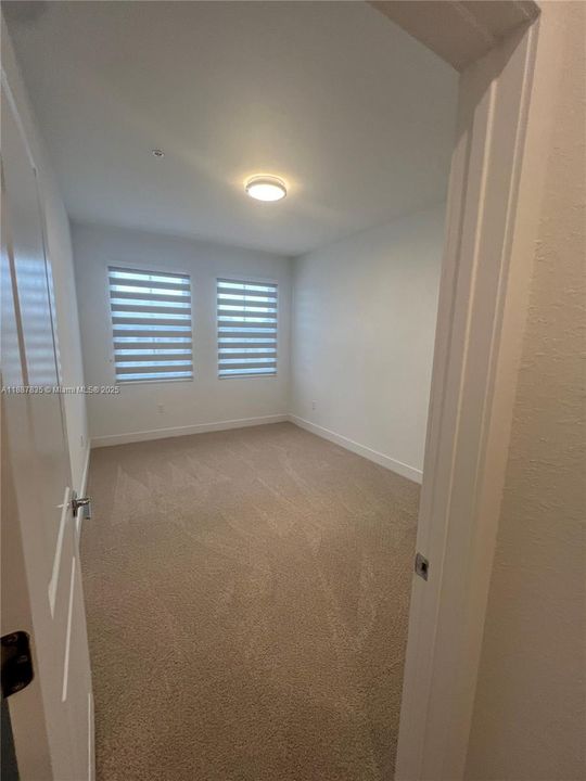 En Renta: $4,000 (4 camas, 2 baños, 2260 Pies cuadrados)