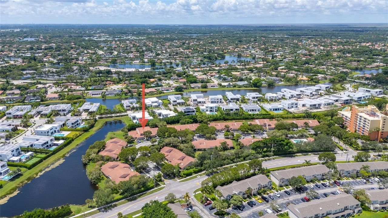 На продажу: $554,900 (3 спален, 2 ванн, 1564 Квадратных фут)