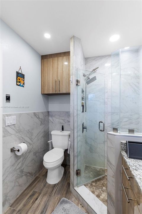 На продажу: $554,900 (3 спален, 2 ванн, 1564 Квадратных фут)