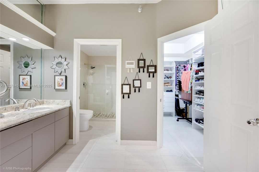 Activo con contrato: $920,000 (3 camas, 2 baños, 1694 Pies cuadrados)