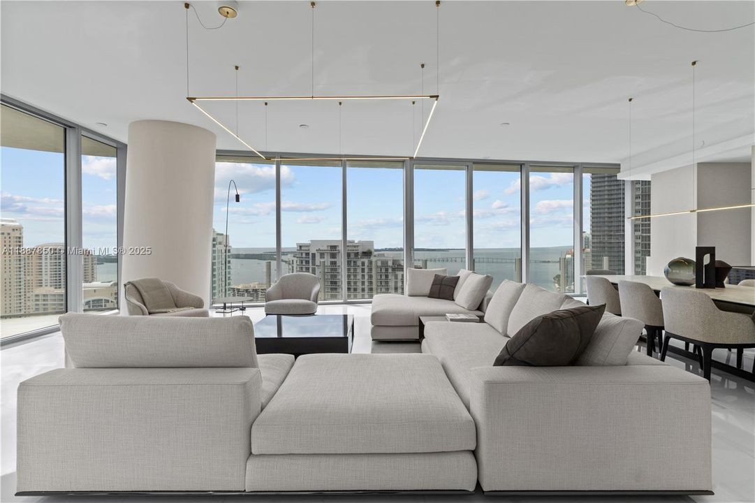 For Rent: $45,000 (5 beds, 5 baths, 3971 Square Feet)