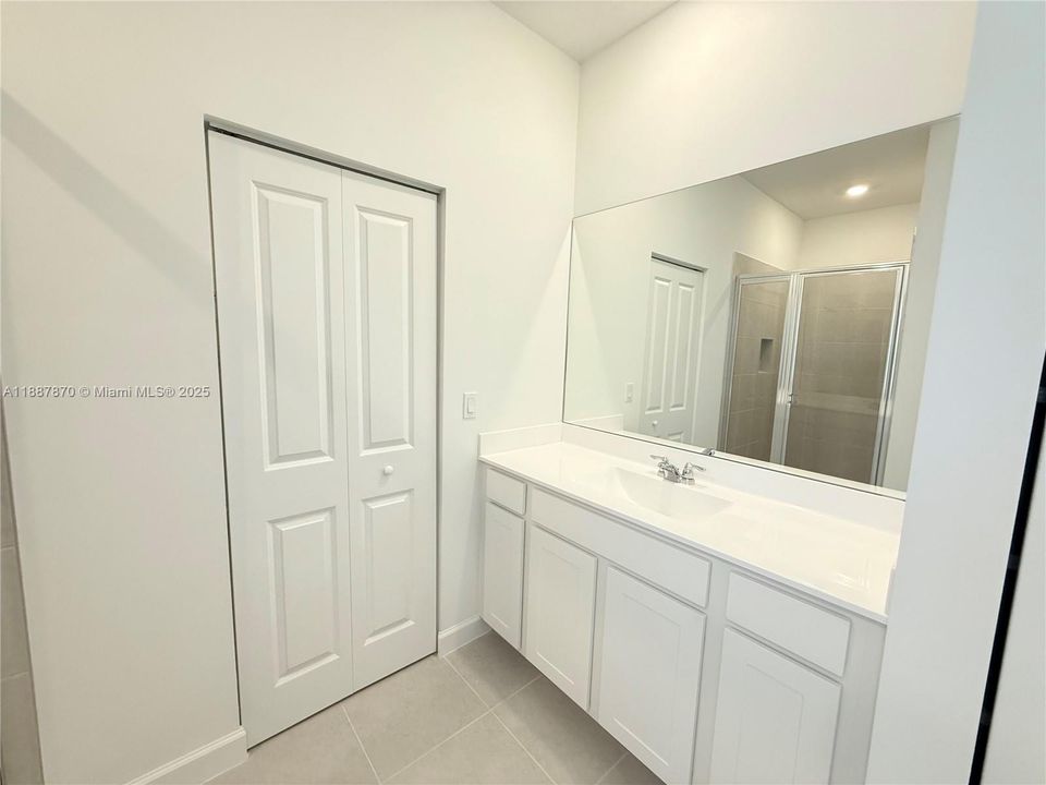 Recientemente alquilado: $2,500 (3 camas, 2 baños, 0 Pies cuadrados)