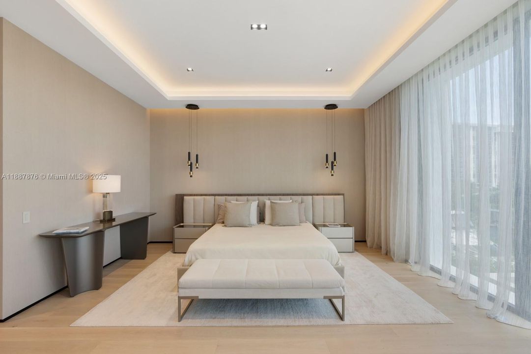 En Venta: $7,899,000 (6 camas, 5 baños, 4547 Pies cuadrados)