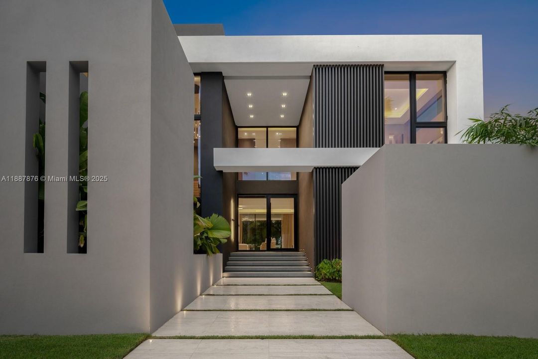 En Venta: $7,899,000 (6 camas, 5 baños, 4547 Pies cuadrados)