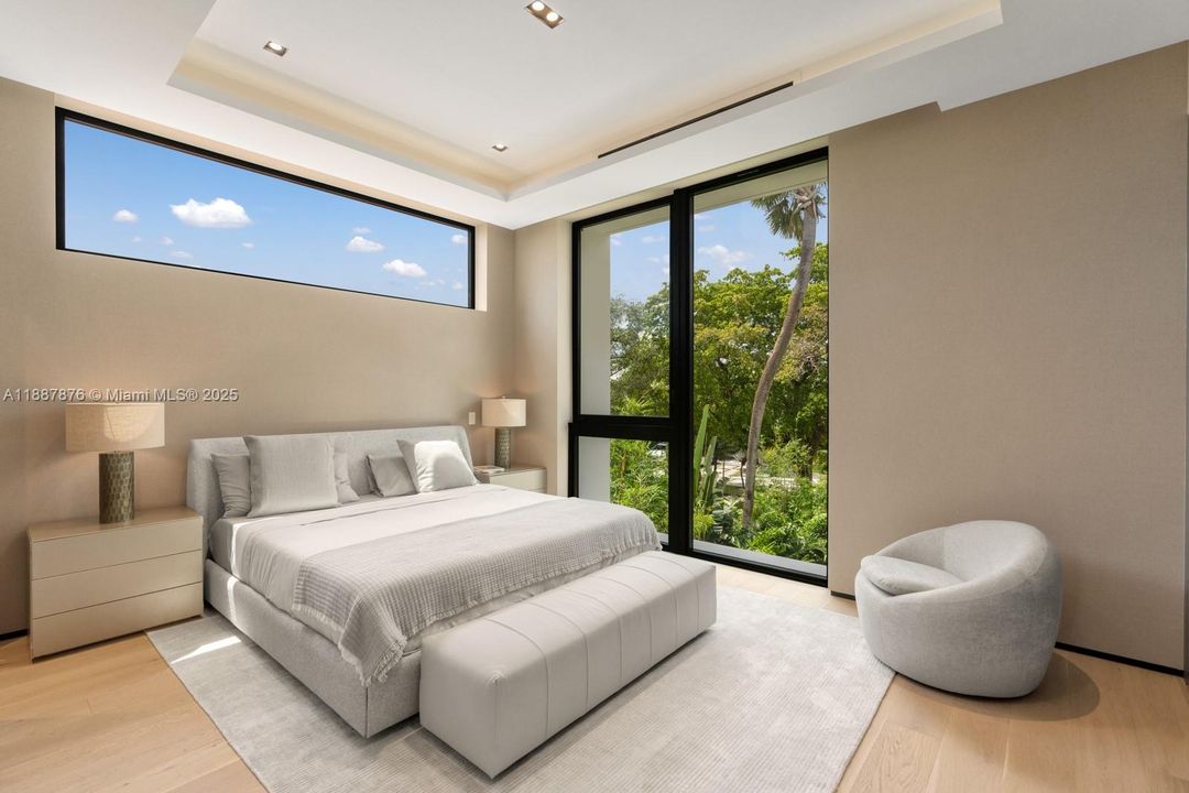 En Venta: $7,899,000 (6 camas, 5 baños, 4547 Pies cuadrados)