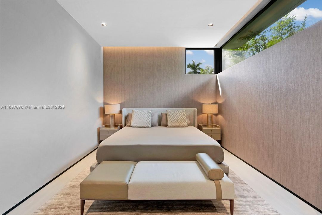 En Venta: $7,899,000 (6 camas, 5 baños, 4547 Pies cuadrados)