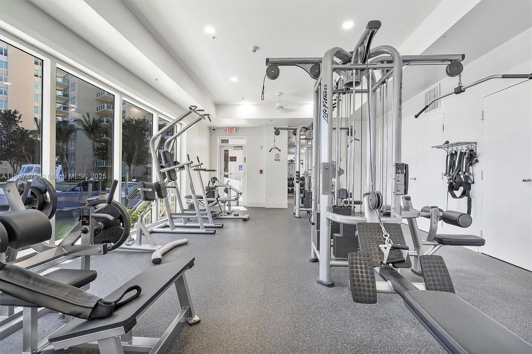 待售: $1,400,000 (2 贝兹, 3 浴室, 2497 平方英尺)