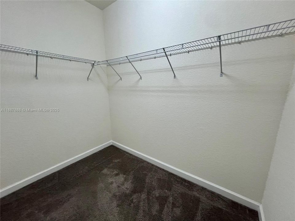 Недавно арендовано: $3,100 (3 спален, 3 ванн, 1822 Квадратных фут)