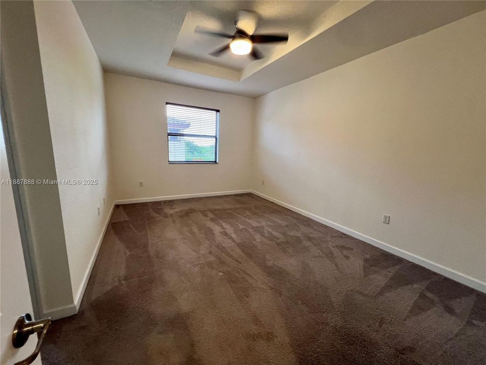 Недавно арендовано: $3,100 (3 спален, 3 ванн, 1822 Квадратных фут)