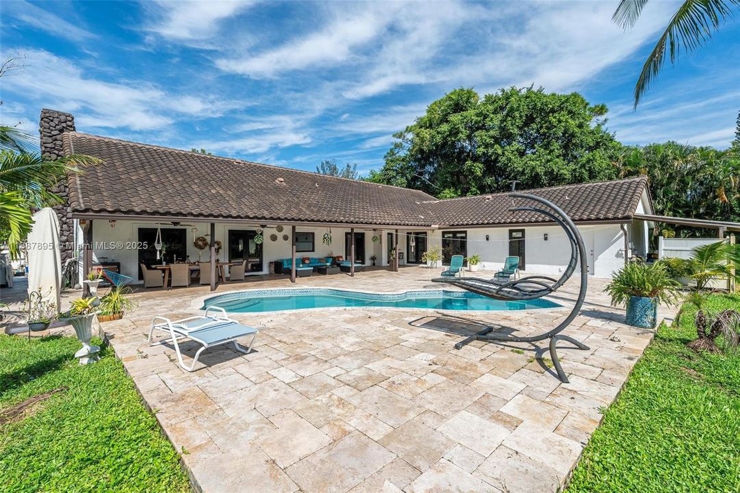 For Rent: $9,000 (5 beds, 4 baths, 3470 Square Feet)