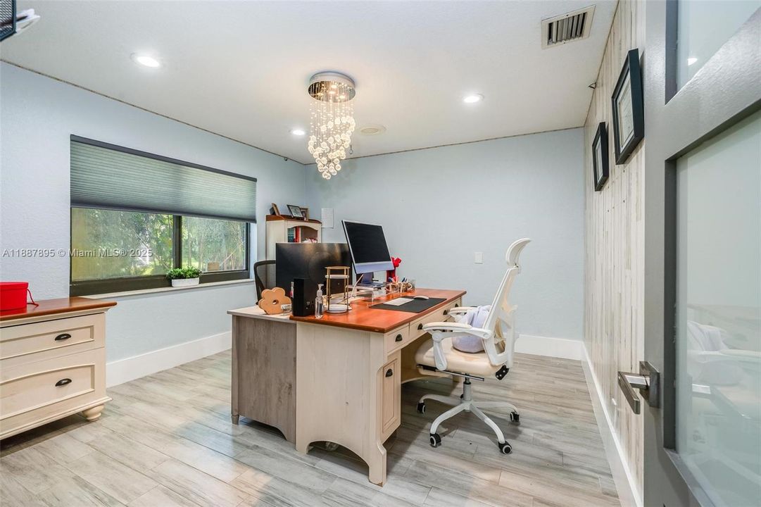 For Rent: $9,000 (5 beds, 4 baths, 3470 Square Feet)