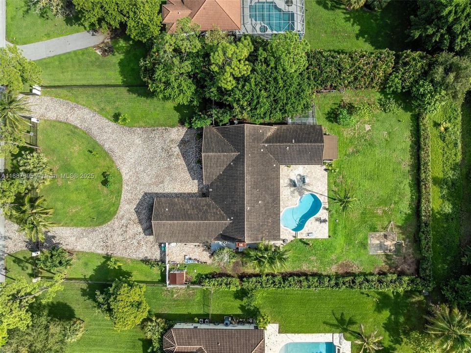 For Rent: $9,000 (5 beds, 4 baths, 3470 Square Feet)