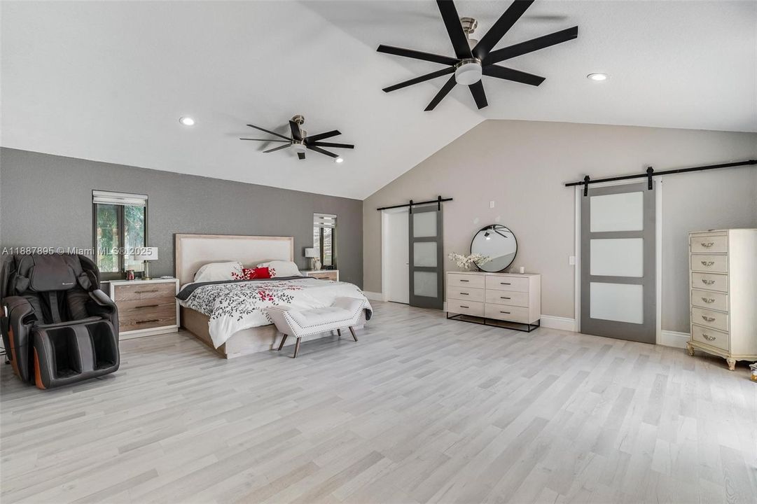 For Rent: $9,000 (5 beds, 4 baths, 3470 Square Feet)