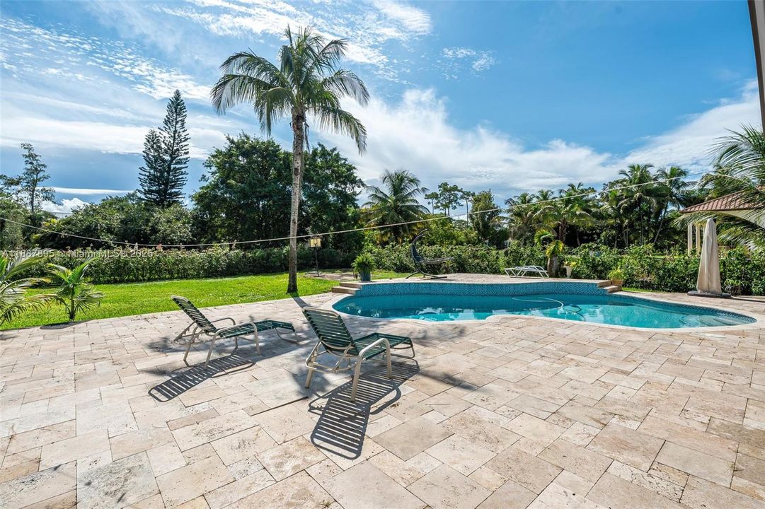 For Rent: $9,000 (5 beds, 4 baths, 3470 Square Feet)