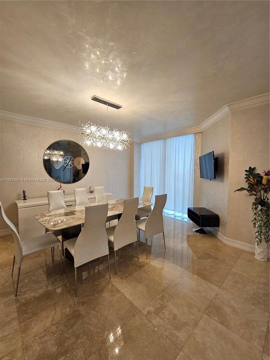 For Sale: $2,375,000 (3 beds, 3 baths, 3274 Square Feet)