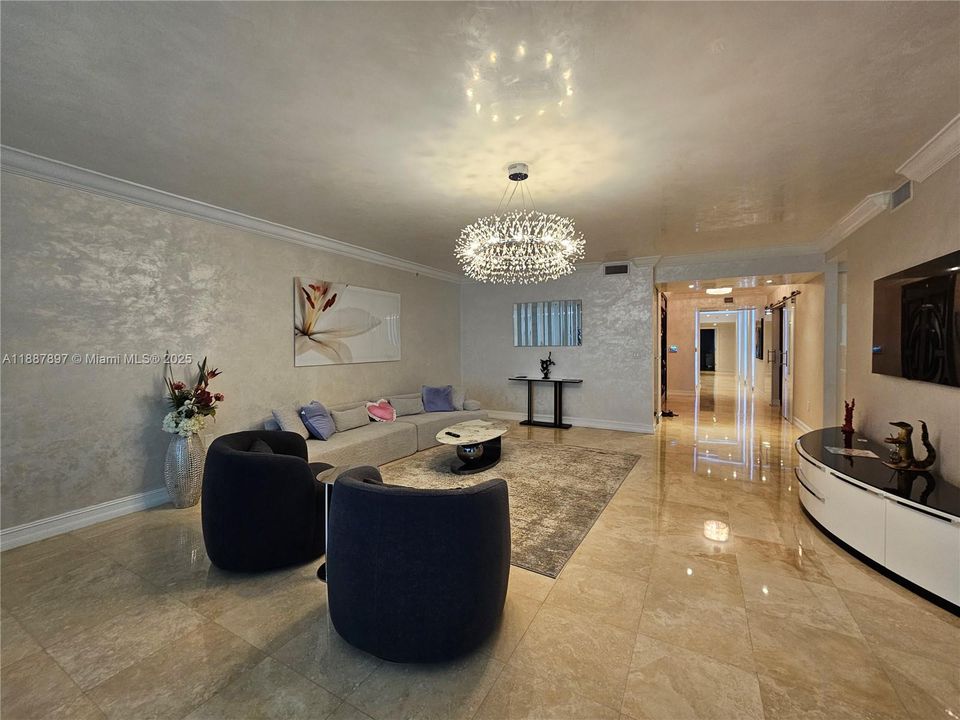 For Sale: $2,375,000 (3 beds, 3 baths, 3274 Square Feet)