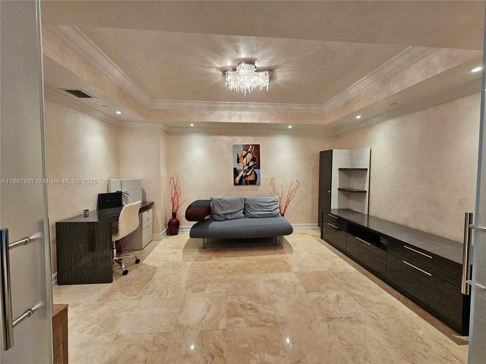 For Sale: $2,375,000 (3 beds, 3 baths, 3274 Square Feet)