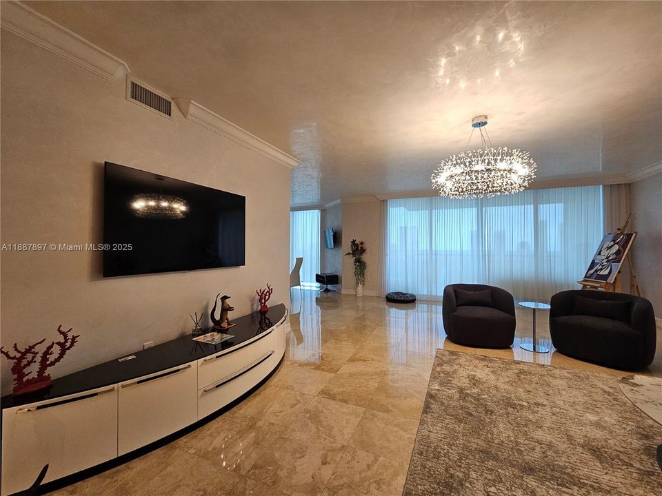 For Sale: $2,375,000 (3 beds, 3 baths, 3274 Square Feet)